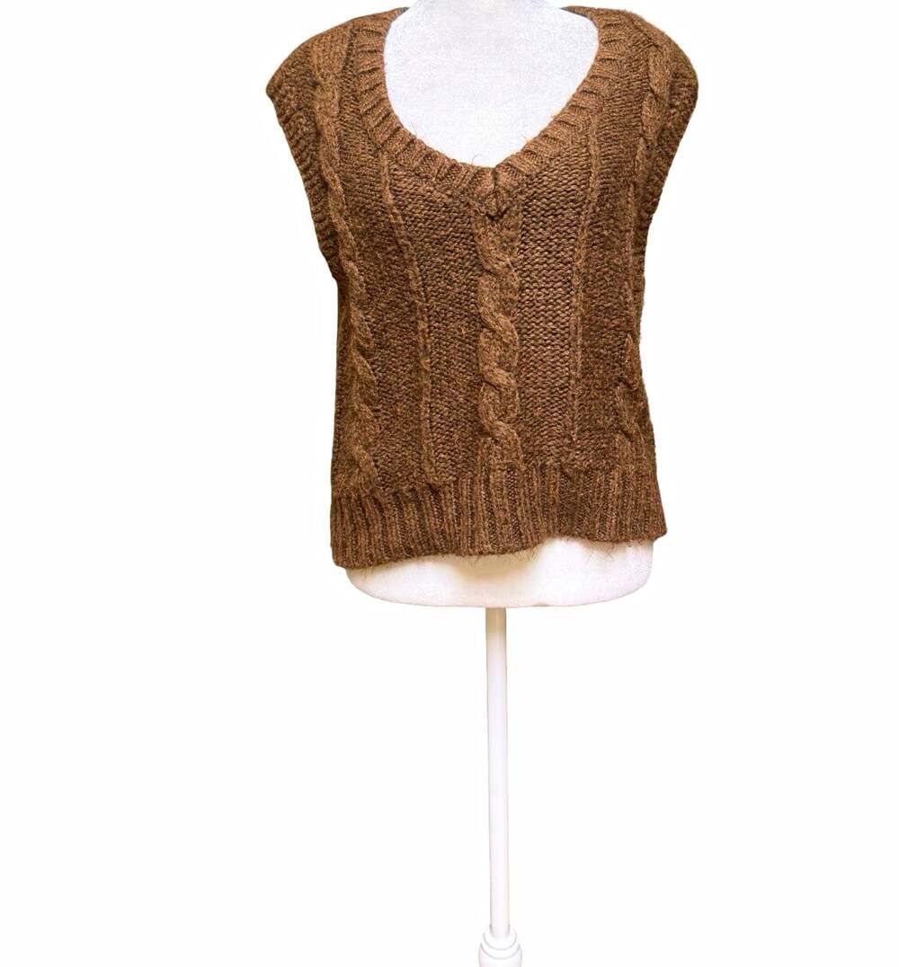 American Eagle Brown Cable Knit V-Neck Sweater Vest Womens Size M